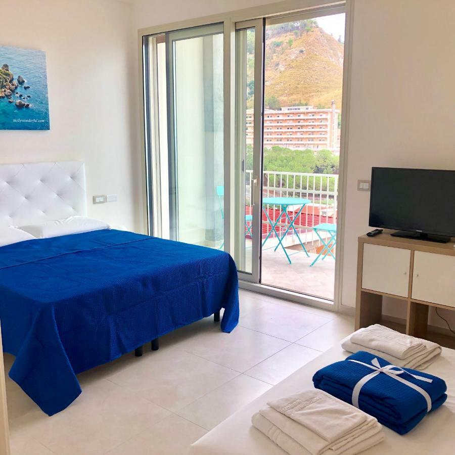 Апартаменты Taormina Wonderful Solarium Джардини-Наксос Экстерьер фото