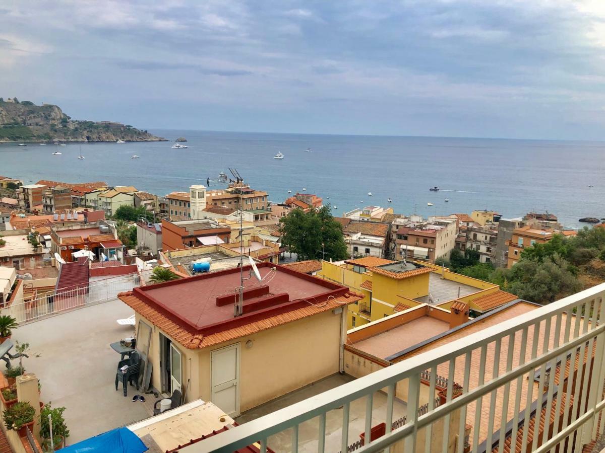 Апартаменты Taormina Wonderful Solarium Джардини-Наксос Экстерьер фото