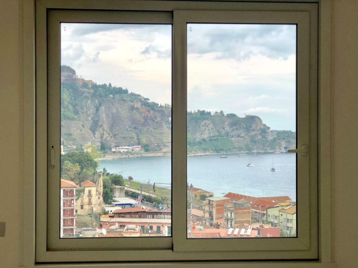 Апартаменты Taormina Wonderful Solarium Джардини-Наксос Экстерьер фото